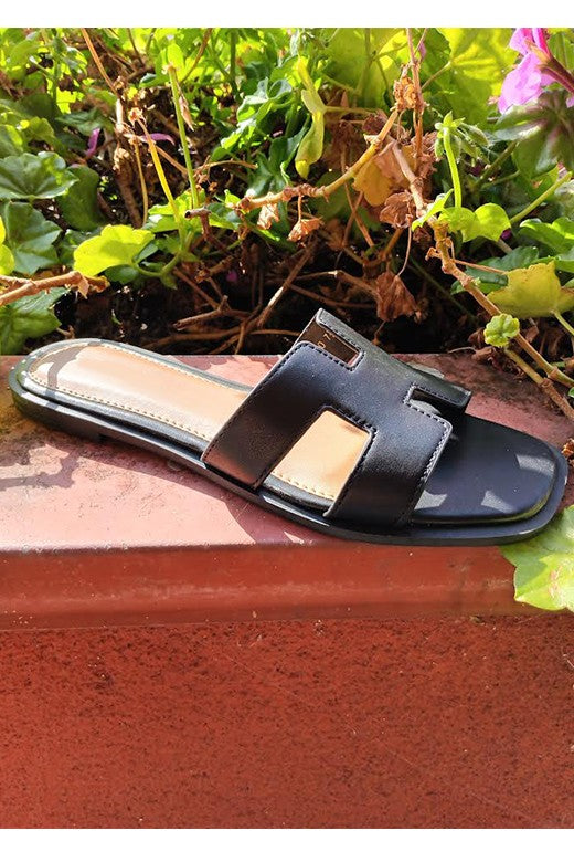 Living The Dream Sandals