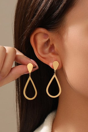 Gold Teardrop Earrings